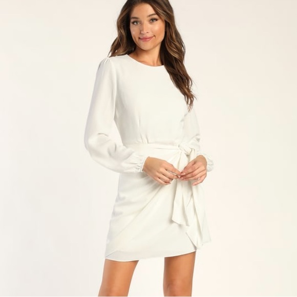 White wrap dress NWOT - Picture 3 of 4